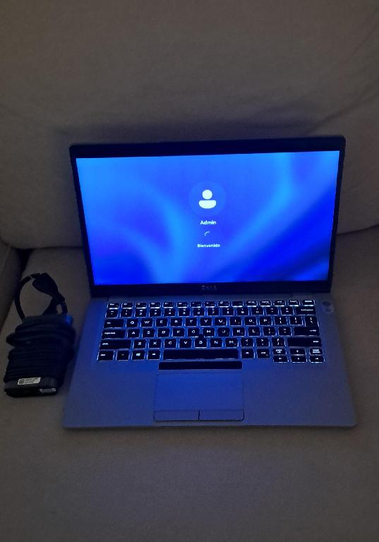 Laptop Dell 5410 16GB 256GB SSD Nvme i5 10TH Gen Foto 7317237-1.jpg