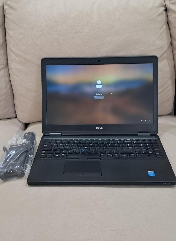Laptop Dell 15.6 E5550 12GB 256GB Solido SSD i5 2.3Ghz Foto 7317506-1.jpg