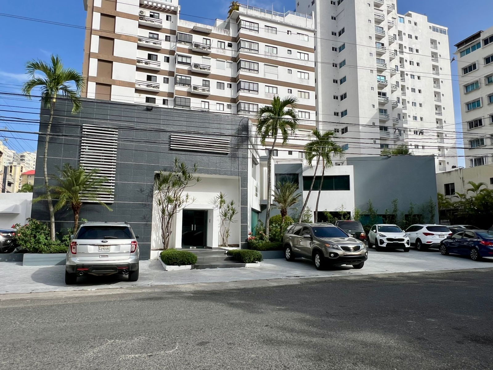 VENDO EDIFICIO COMERCIAL O DE OFICINAS EN EL VERGEL 1750 Mts.2 DE OPOR Foto 7317632-11.jpg