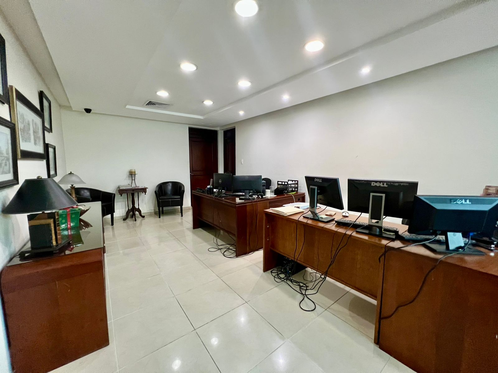 VENDO EDIFICIO COMERCIAL O DE OFICINAS EN EL VERGEL 1750 Mts.2 DE OPOR Foto 7317632-5.jpg