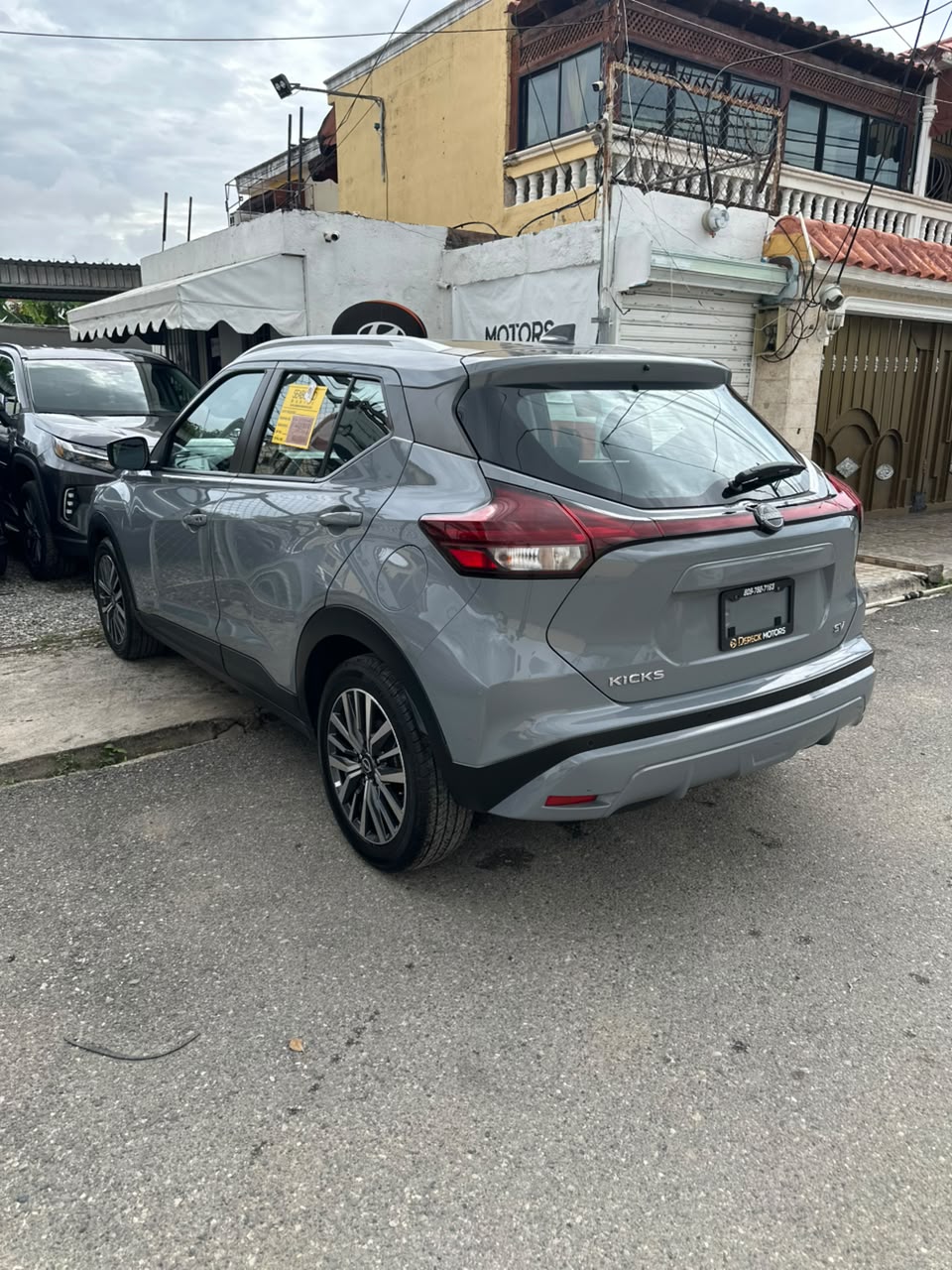Nissan Kicks SV 2023 Foto 7317652-4.jpg