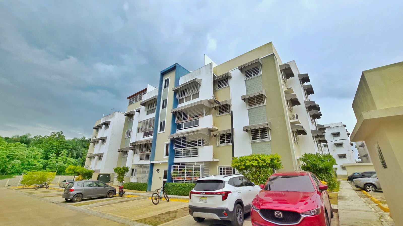 Apartamento 2do nivel en venta Residencial Altos de la Colombia con 3  Foto 7317663-4.jpg