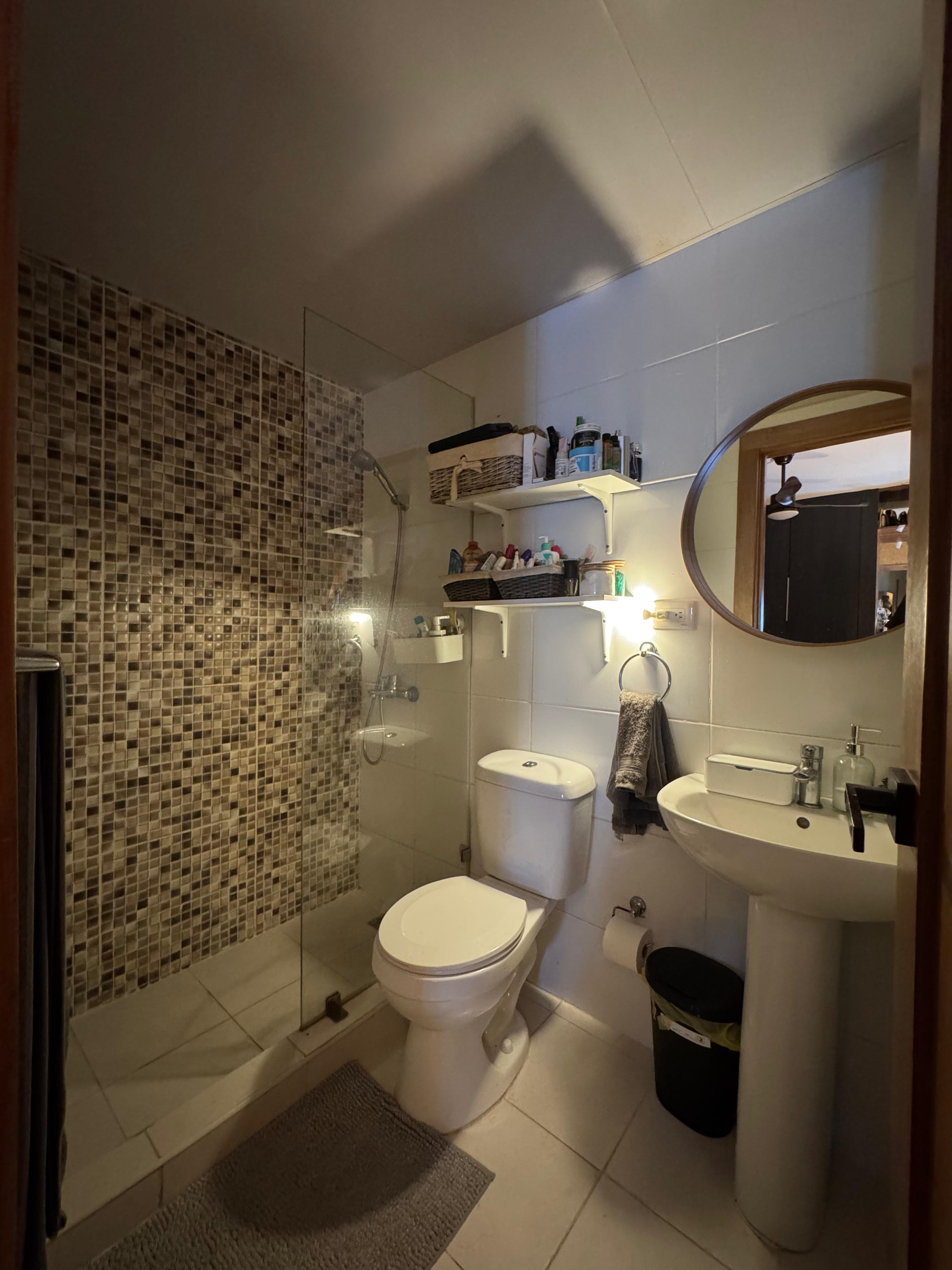 Se vende este apartamento en un tercer nivel en la Avenida Independenc Foto 7317670-2.jpg