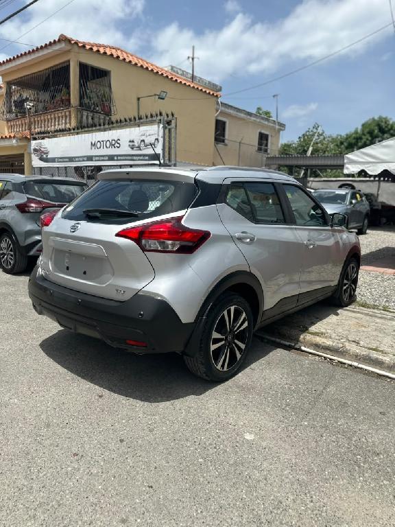 Nissan Kicks SV 2020  Foto 7317784-3.jpg