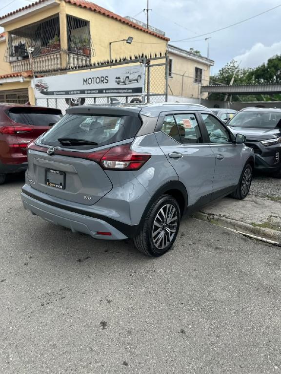 Nissan Kicks SV 2023 Foto 7317791-3.jpg