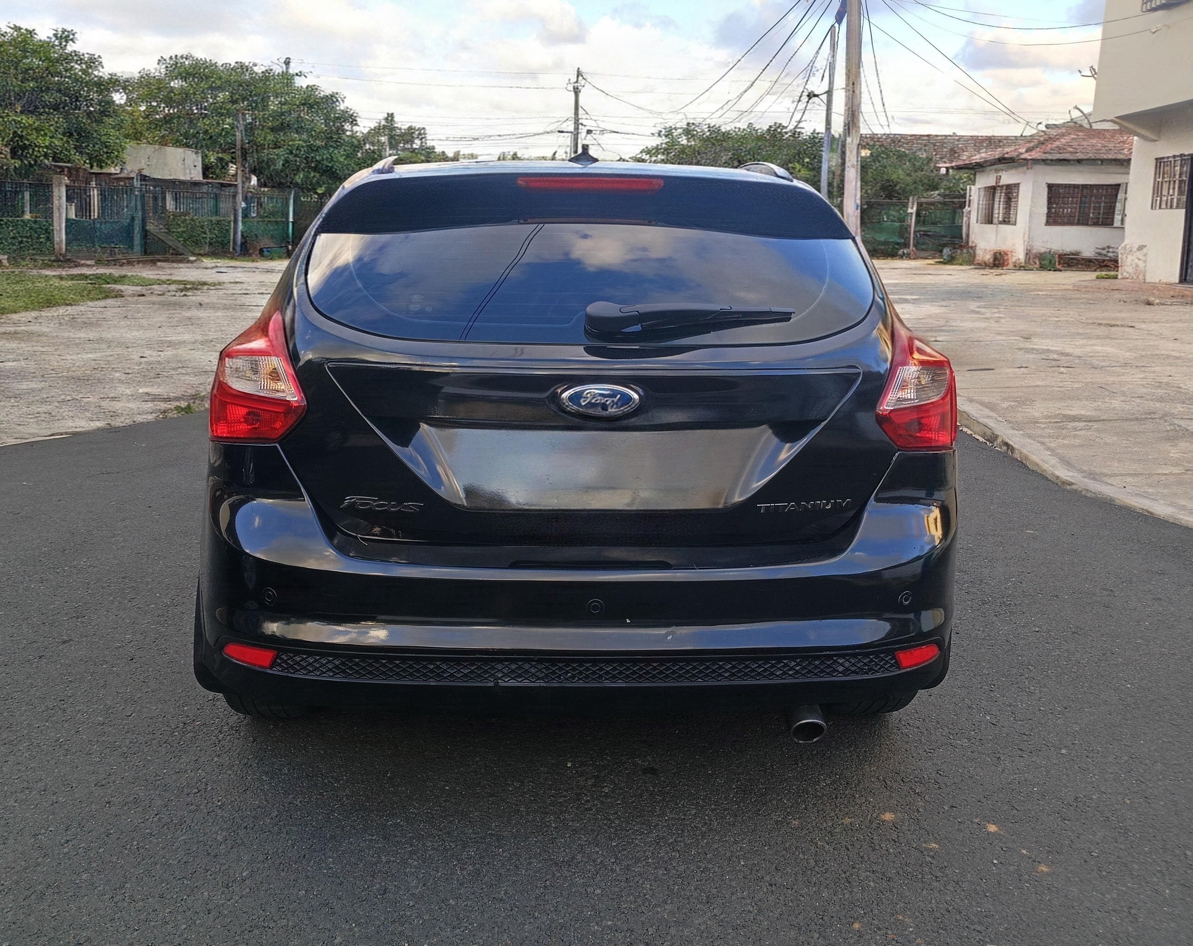 Ford Focus Titanium 12  Foto 7317835-4.jpg
