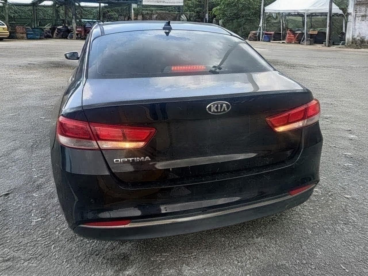 Kia Óptima Americano 19  Foto 7317989-4.jpg