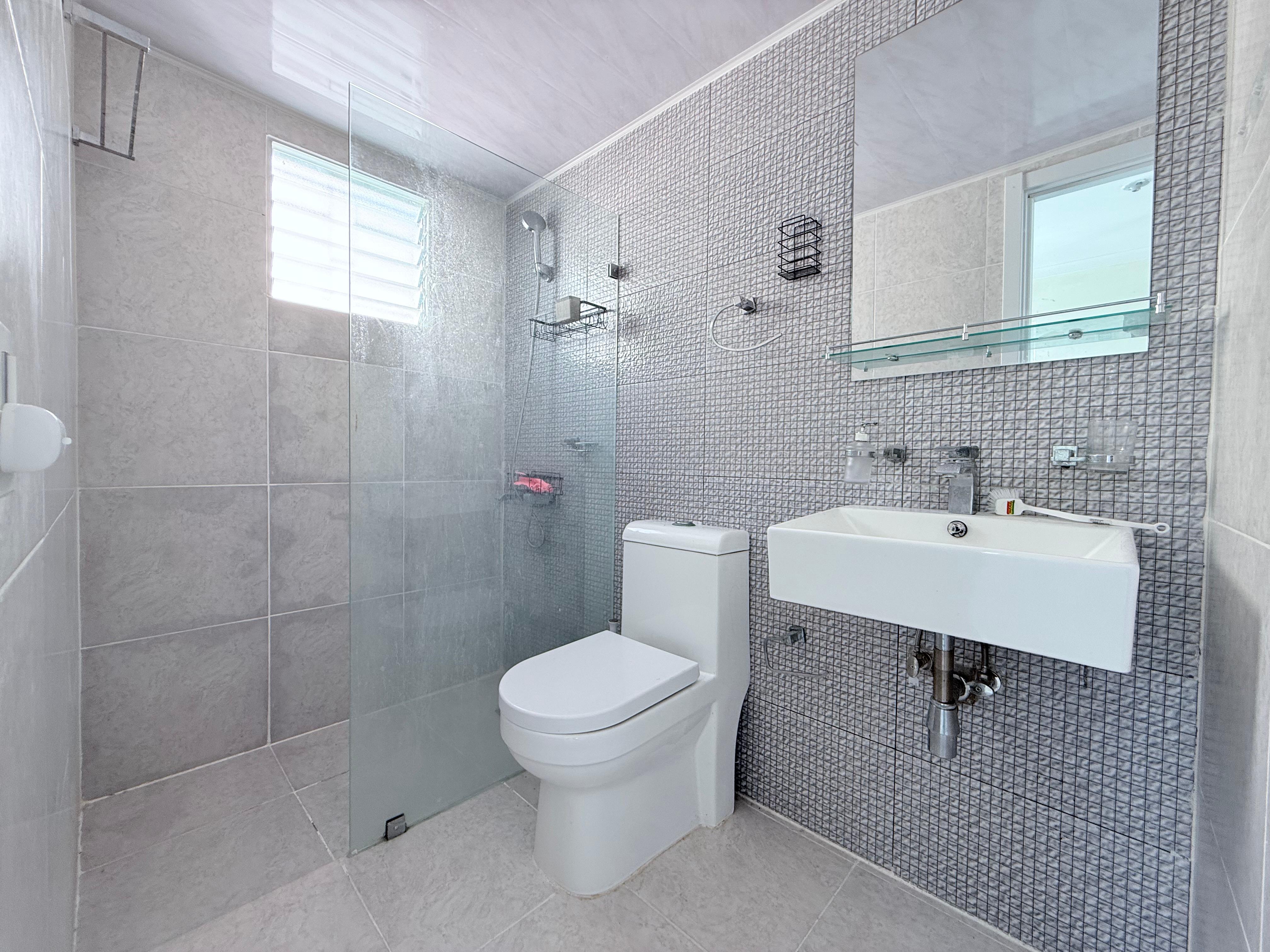 VENDO Penthouse con terraza en el Residencial  Las cayenas Aut. San Is Foto 7318164-4.jpg