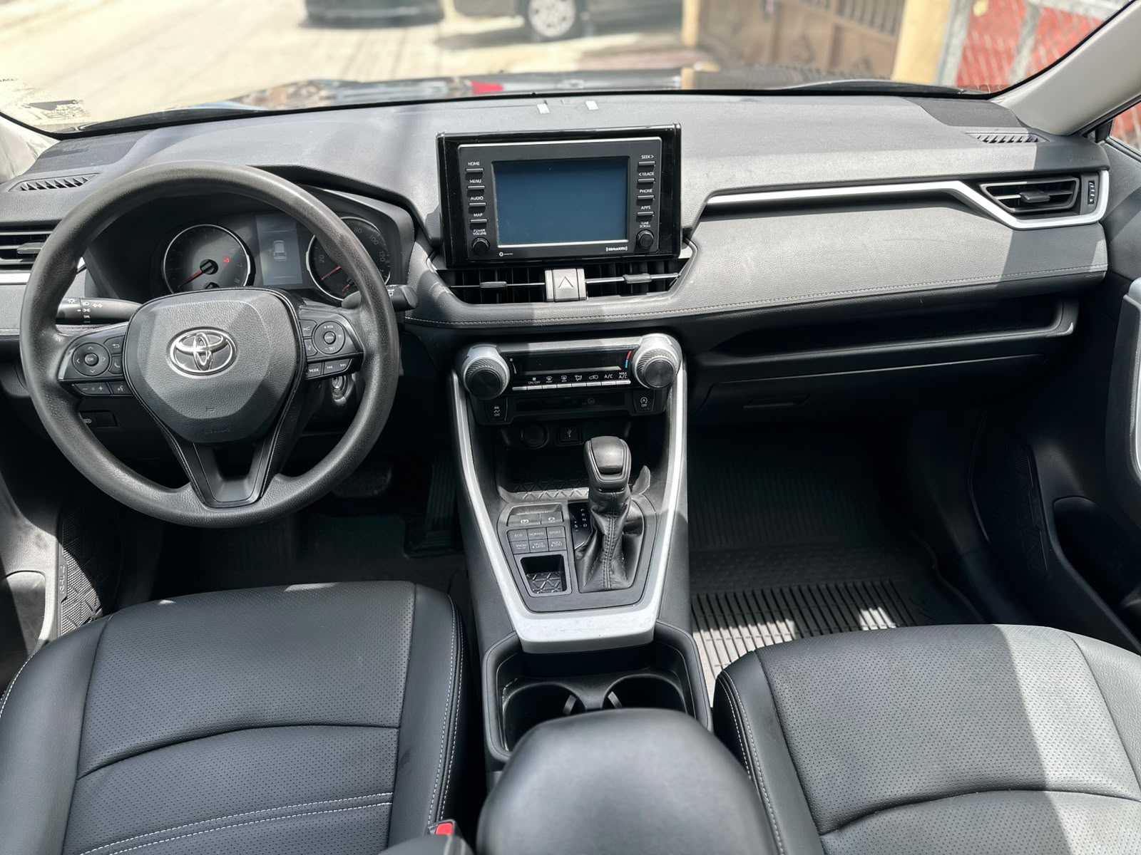 Toyota Rav4 LE PLUS2021  Foto 7318168-6.jpg