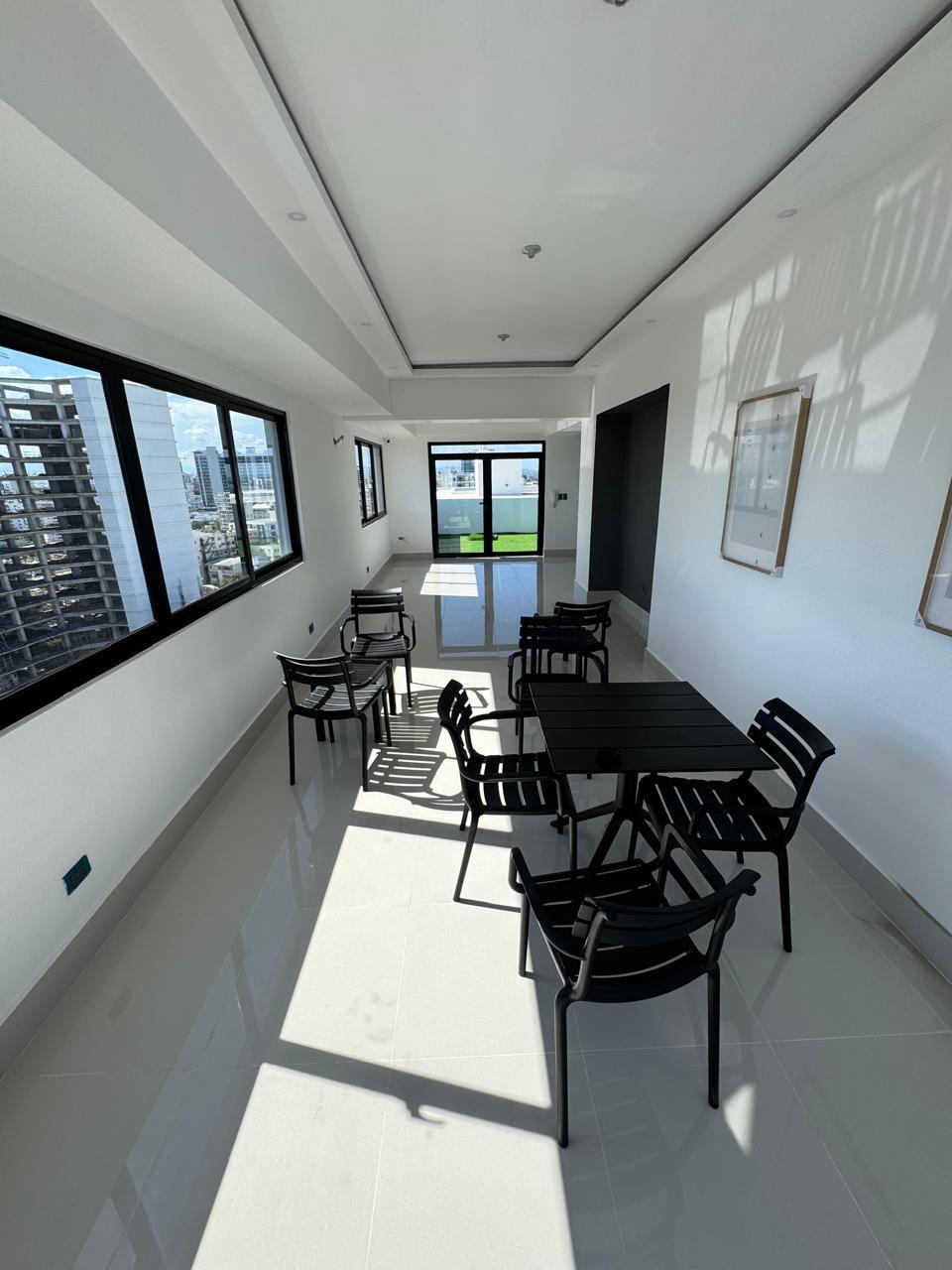 Apartamento en Venta en el Ensanche Naco. Foto 7318225-10.jpg