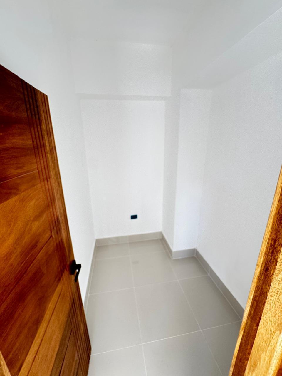 Apartamento en Venta en el Ensanche Naco. Foto 7318225-8.jpg