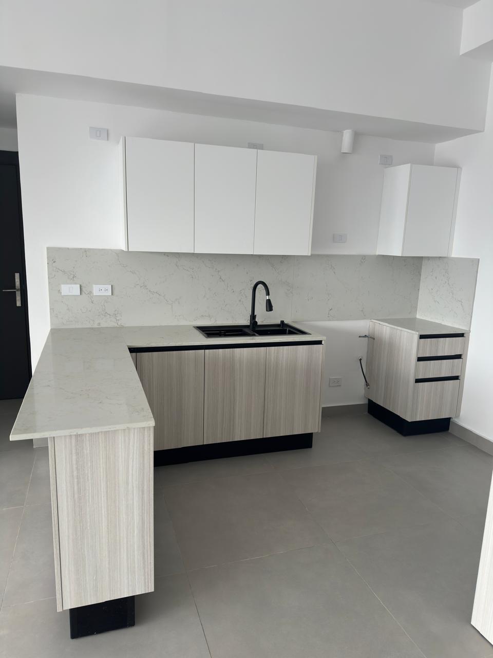 Apartamento en Venta en el Ensanche Naco. Foto 7318226-12.jpg