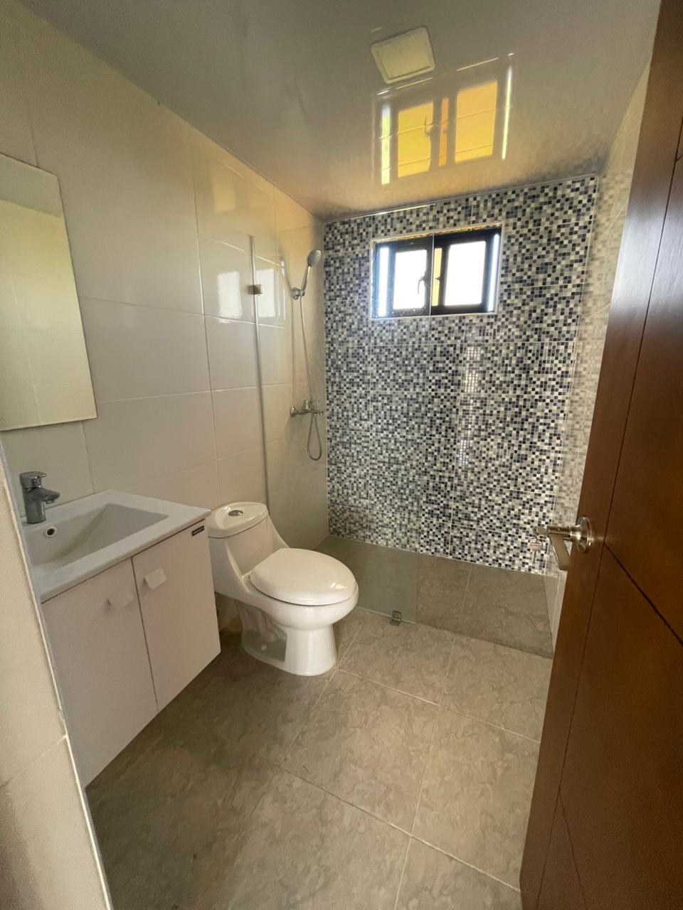 Apartamento en Venta en la Av. Hipica. Foto 7318236-8.jpg