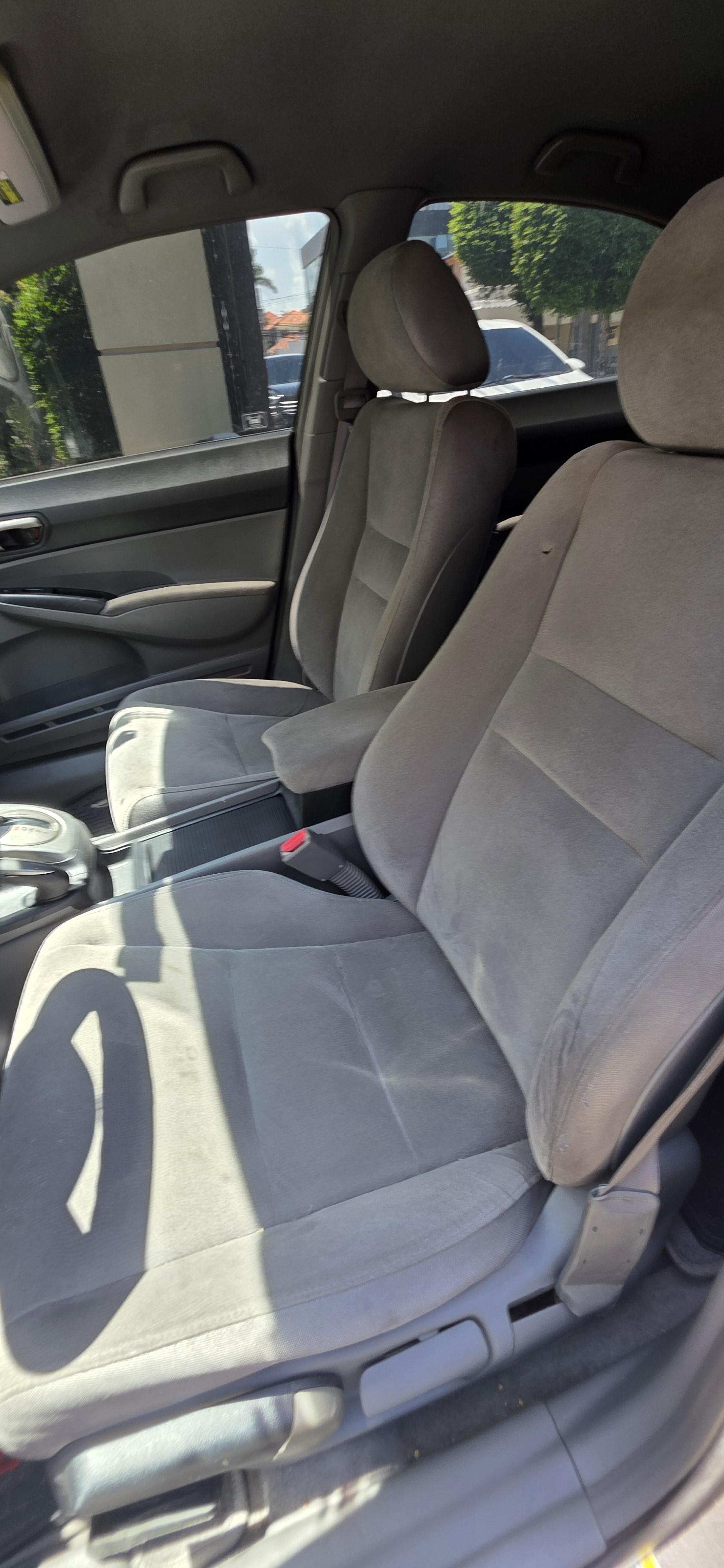 Vendo Honda Civic Sedan. Excelentes condiciones Foto 7318278-7.jpg