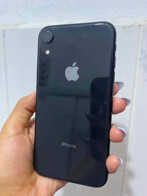 iPhone XR Negro – 256 GB Foto 7318347-1.jpg