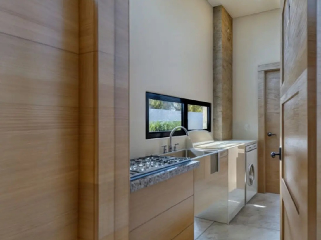 ???? Exclusiva Casa en Venta con Piscina – Cerro Alto Santiago Foto 7318591-6.jpg
