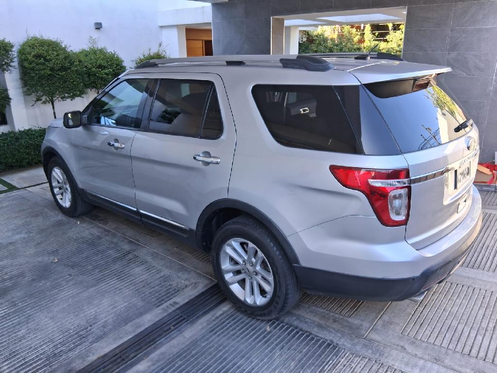 Ford Explorer XL 2013 Foto 7318661-3.jpg