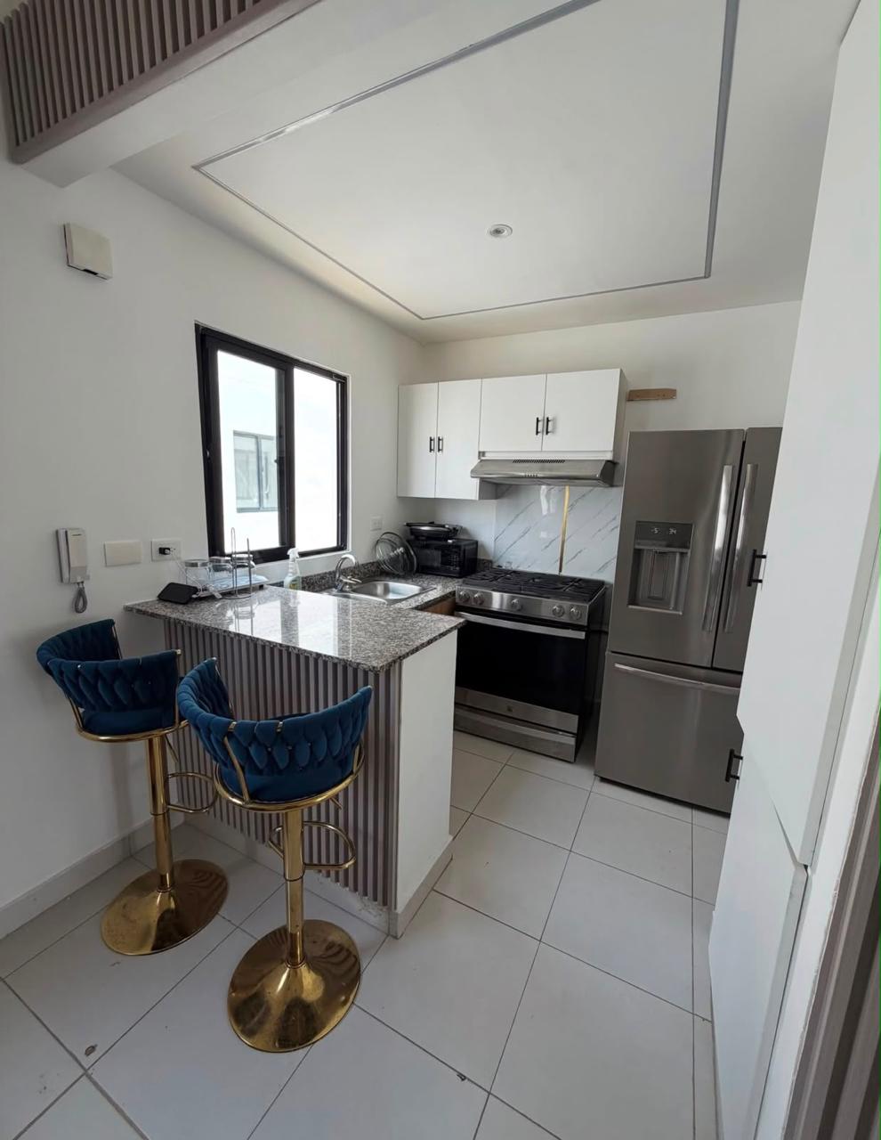 ???? APARTAMENTO AMUEBLADO EN RENTA – TIPO PENTHOUSE  LA HISPANOAMERIC Foto 7318716-4.jpg