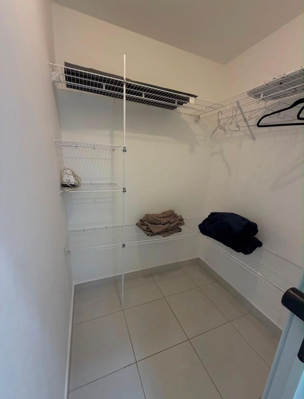 ???? APARTAMENTO AMUEBLADO EN RENTA – TIPO PENTHOUSE  LA HISPANOAMERIC Foto 7318716-5.jpg