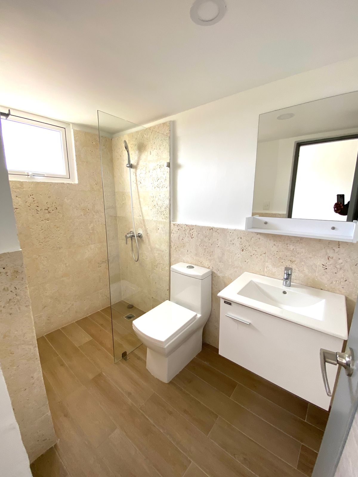 Vendo apartamento en juan dolio Foto 7318795-15.jpg