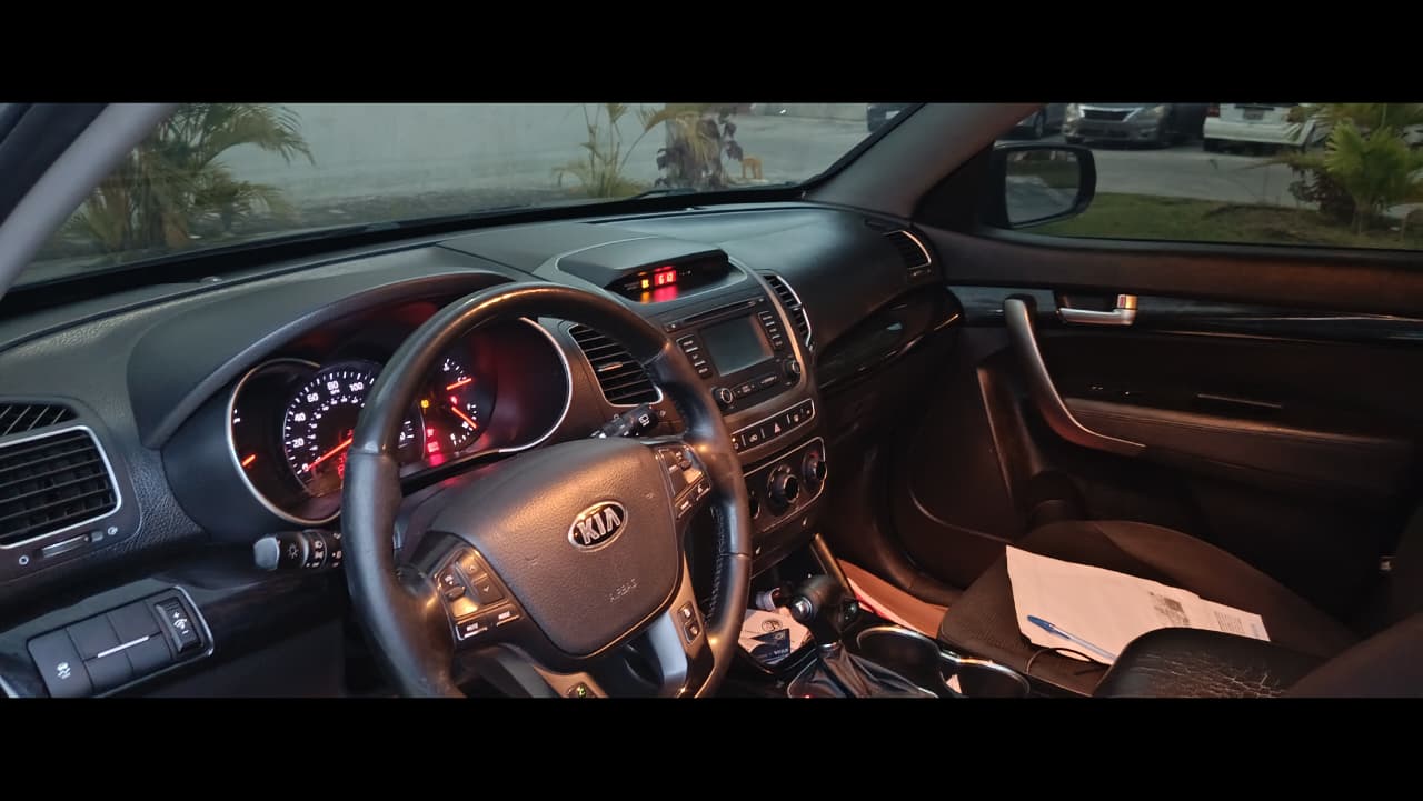 ???? Kia Sorento 2014 Negra — 3 Filas  Motor 2019 ???? Foto 7318928-15.jpg