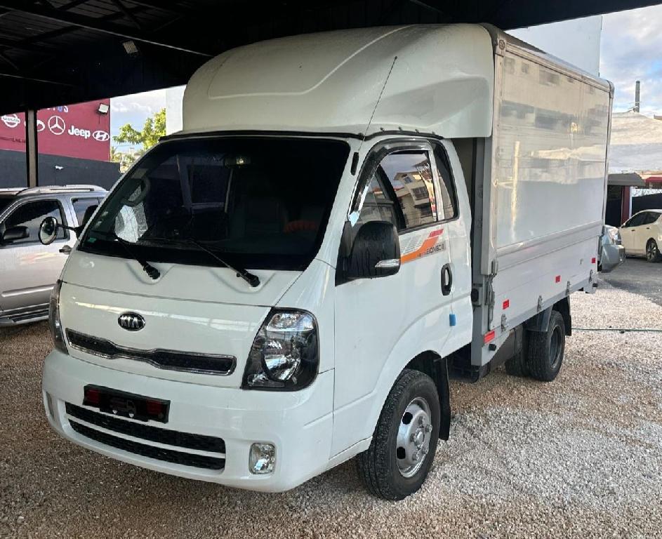 Kia Bongo lll 2019 57000 km. El full reforzado de fábrica ruedas altas Foto 7319058-14.jpg