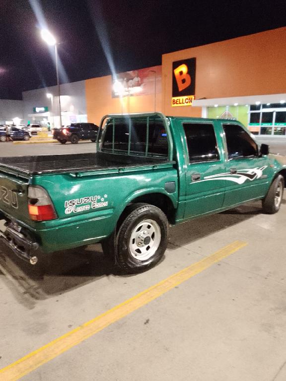Isuzu 2001.diesel 4x4 Foto 7319094-1.jpg