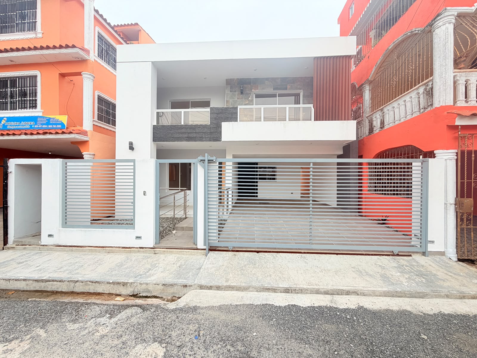  CASA EN VENTA – BRISA ORIENTAL Autopista de San Isidro Santo Domingo  Foto 7319292-1.jpg