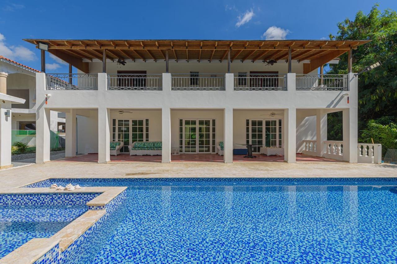 Villa en Venta en Juan Dolio. Foto 7319405-3.jpg