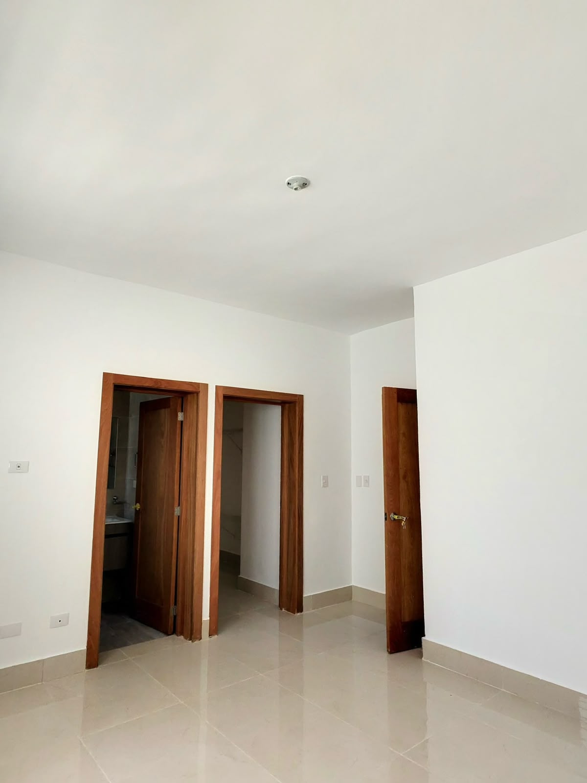 APARTAMENTO EN VENTA O RENTA  PROYECTO LLANO DORADO EL DORADO Foto 7319422-6.jpg