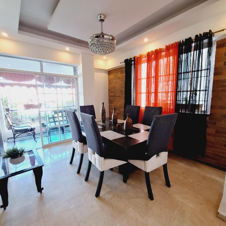 Apartamento amueblado en alquiler en Santo Domingo Foto 7319551-2.jpg