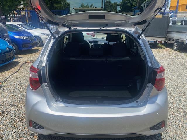 TOYOTA VITZ RECIEN IMPORTADO AÑO 2020 EXCELENTES CONDICIONES Foto 7319588-7.jpg