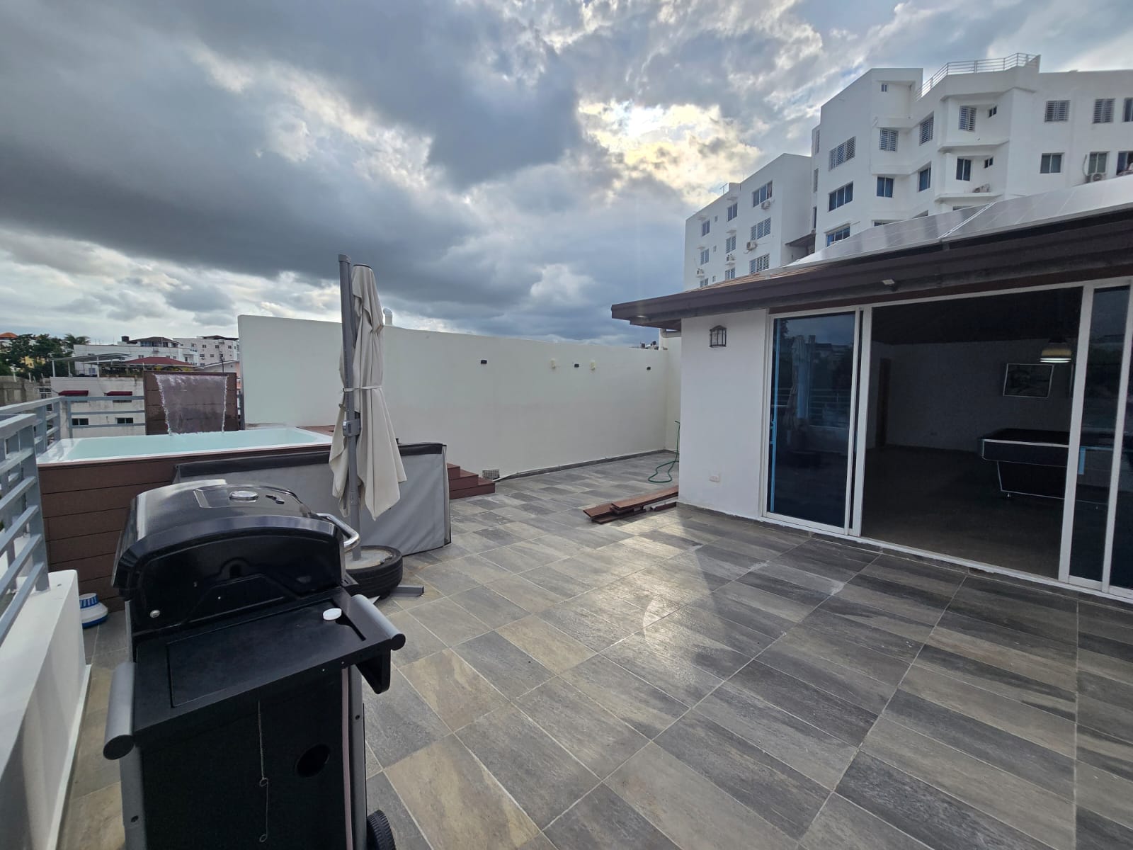 Apartamento con Terraza privada EL CONDADO proximo a Carrefour   Foto 7319632-3.jpg