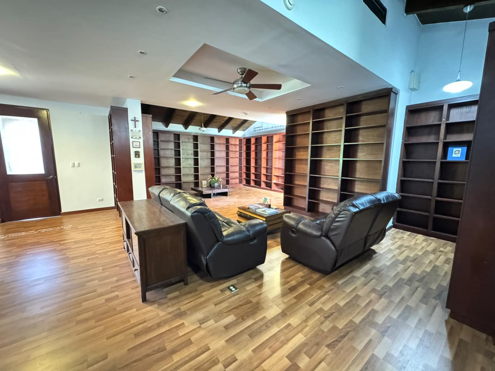 Casa en Venta LOS ROS USD 675000.00  CARACTERSTICAS DE LA CASA  - 845  Foto 7319751-5.jpg