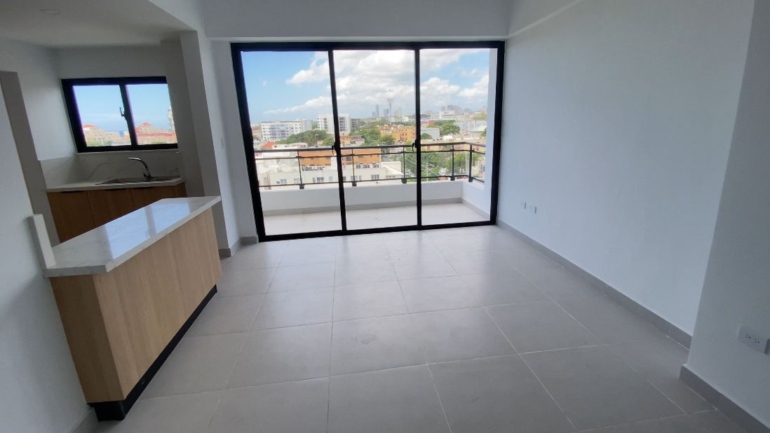APARTAMENTO NUEVO CON 75 M DE TERRAZA  ZONA UNIVERSITARIA Foto 7319785-3.jpg