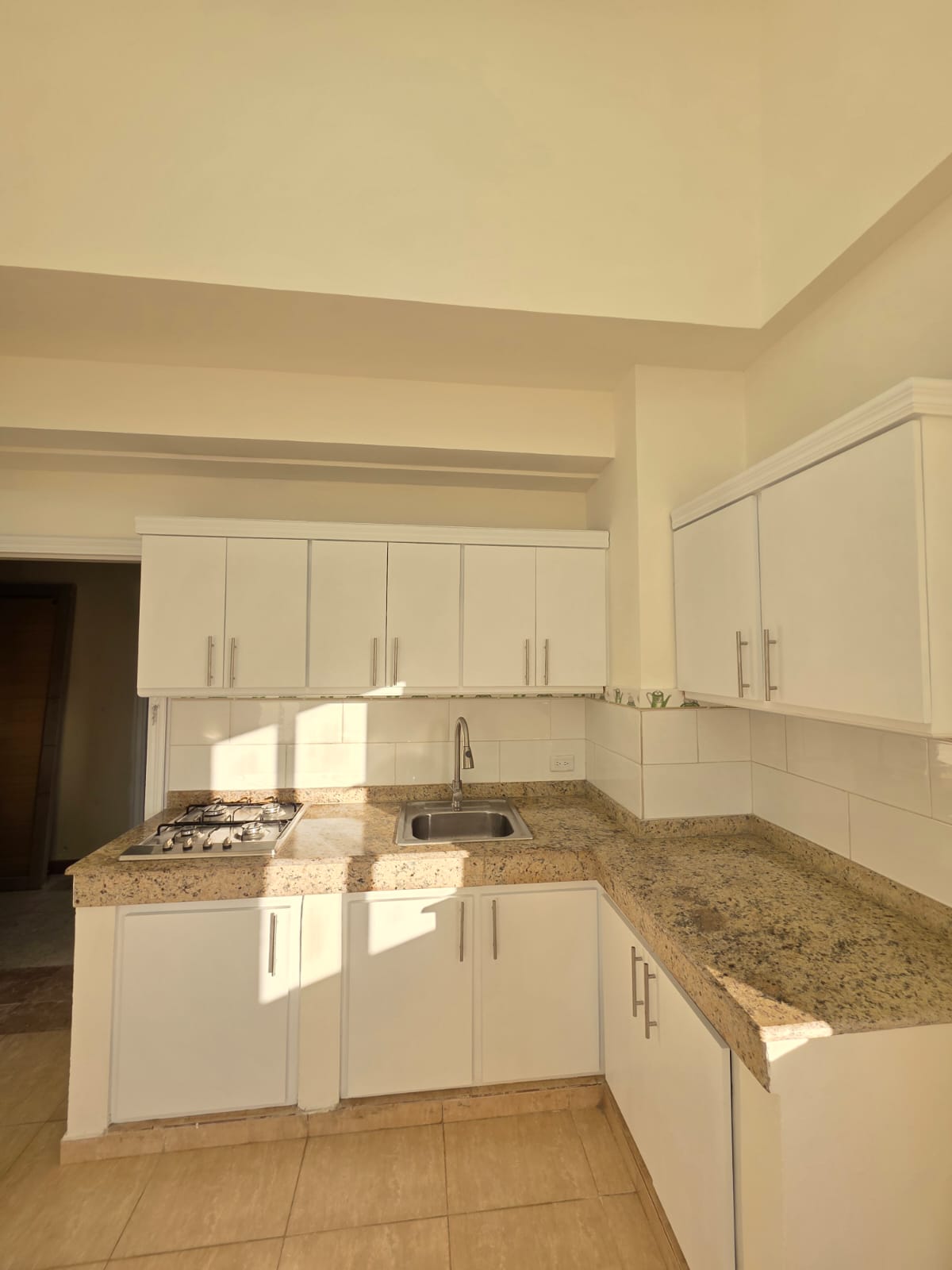 Apartamento de 2 Habitaciones en Venta en Juan Dolio.  Foto 7320334-4.jpg