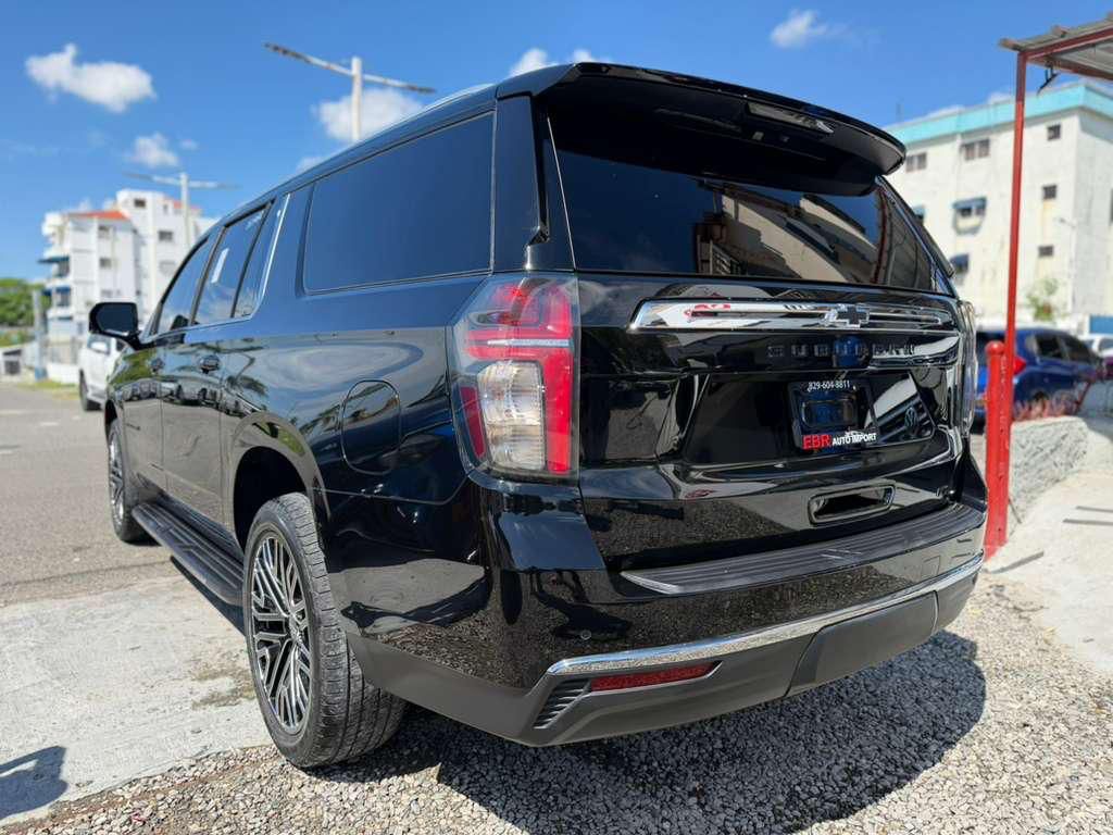 Chevrolet Suburban LTZ 2021  Foto 7320391-4.jpg
