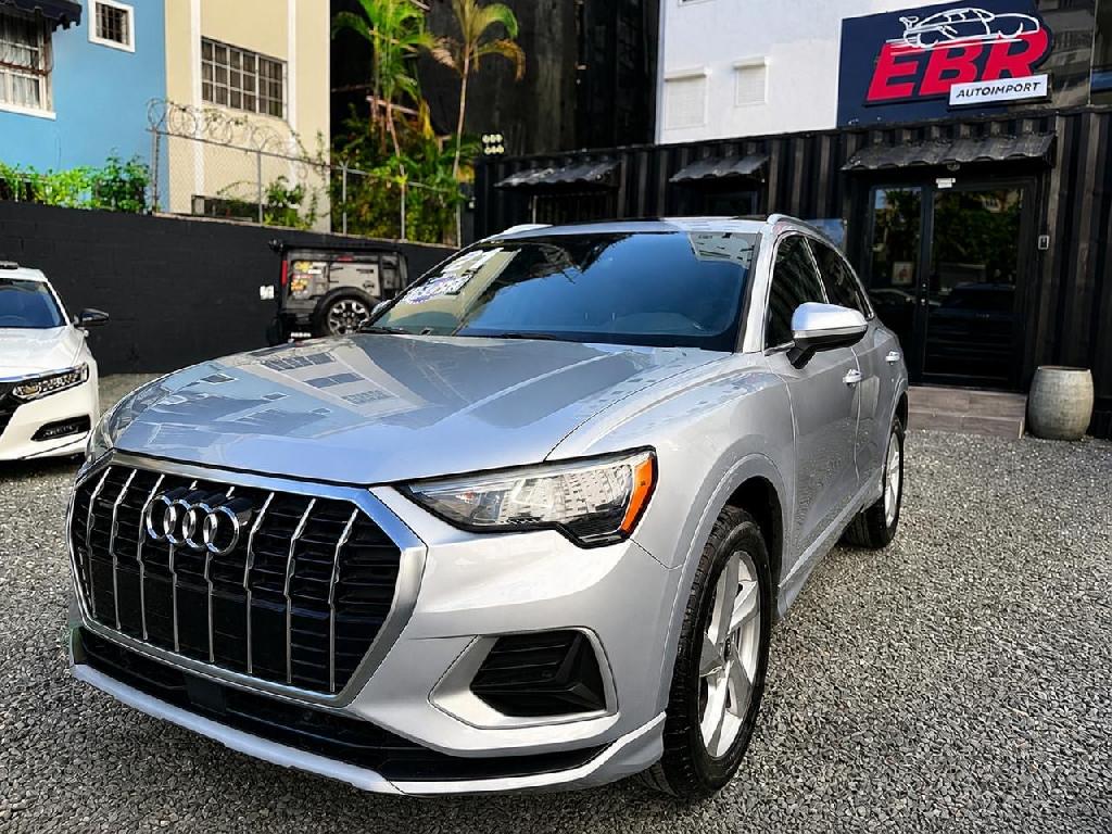 Audi Q3 Quattro Premium Plus 2021 Foto 7320393-2.jpg