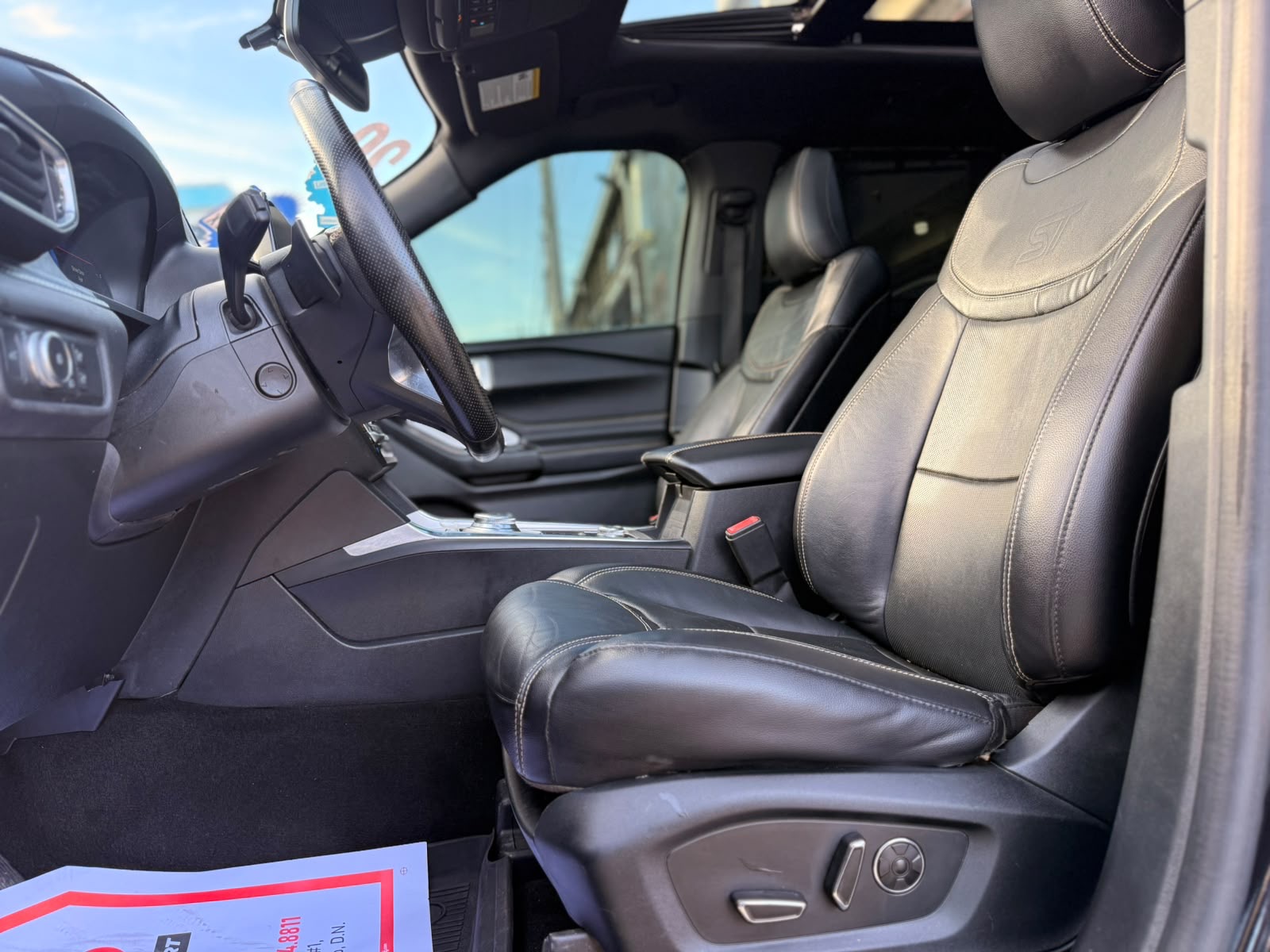 Ford Explorer ST 2020 Foto 7320397-6.jpg