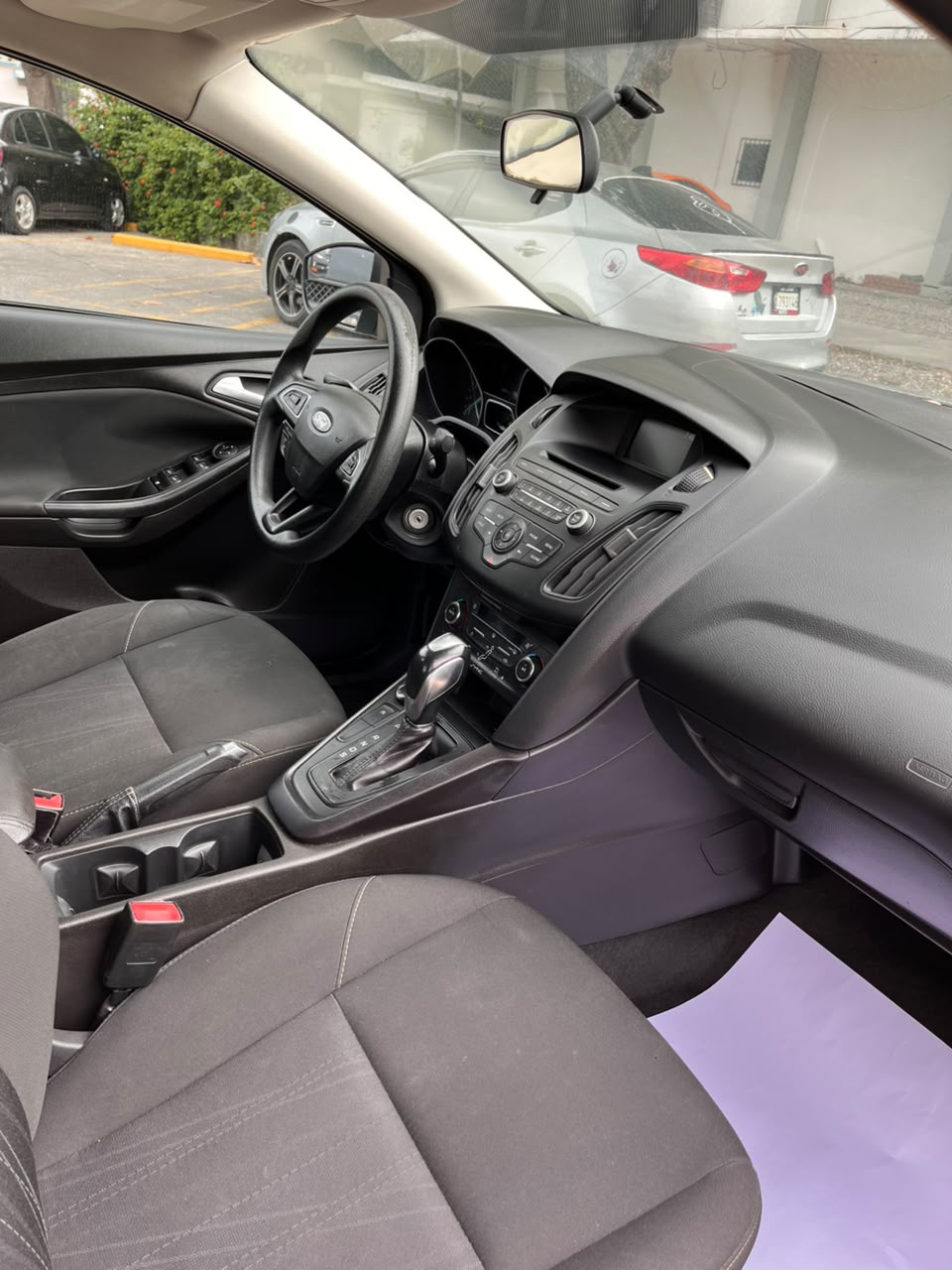 Ford Focus SE 2017 Foto 7320474-2.jpg