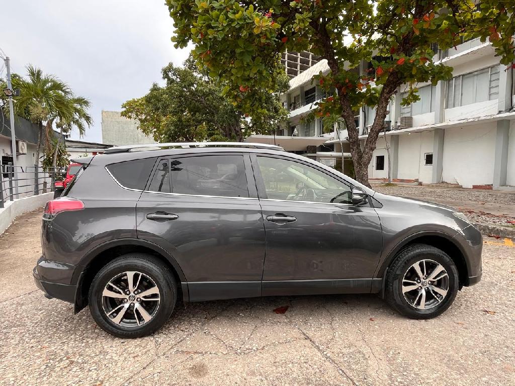 Toyota Rav 4 2017 Foto 7320669-4.jpg