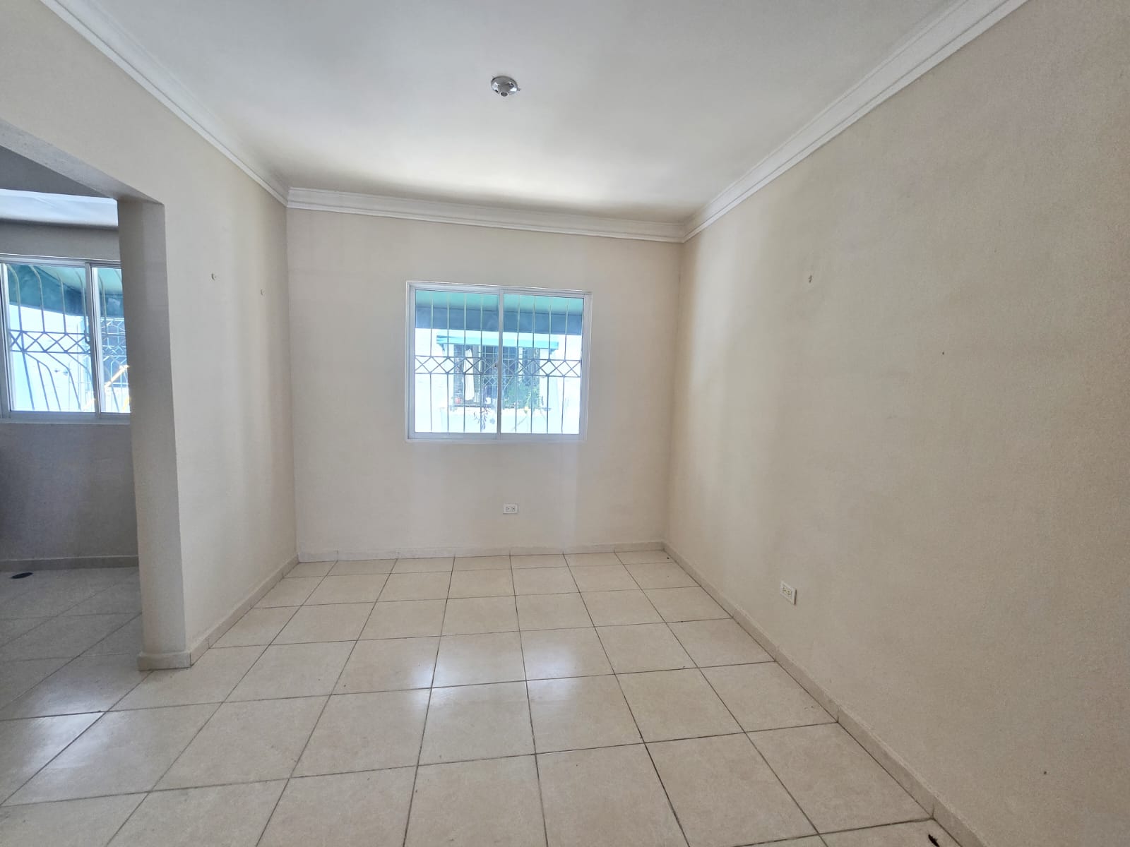 Apartamento en Venta en tierra llana 2do piso con 2 parqueos cerca del Foto 7320822-3.jpg