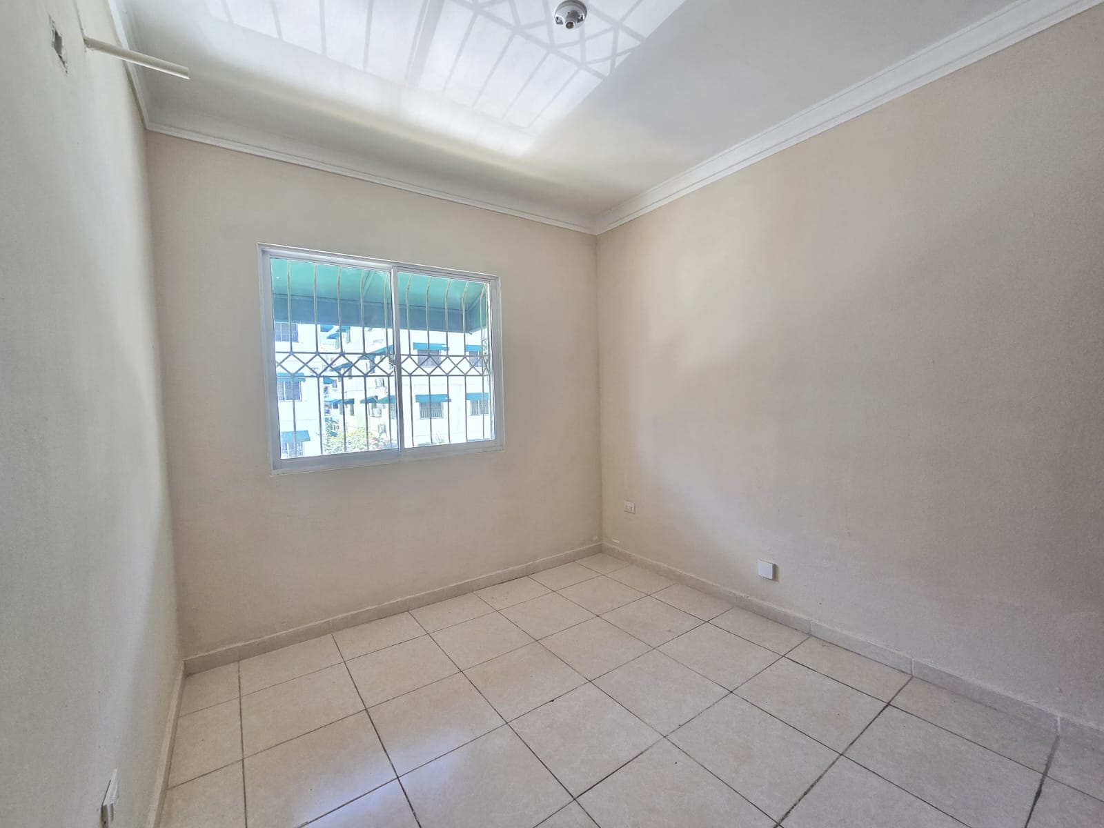 Apartamento en Venta en tierra llana 2do piso con 2 parqueos cerca del Foto 7320822-5.jpg