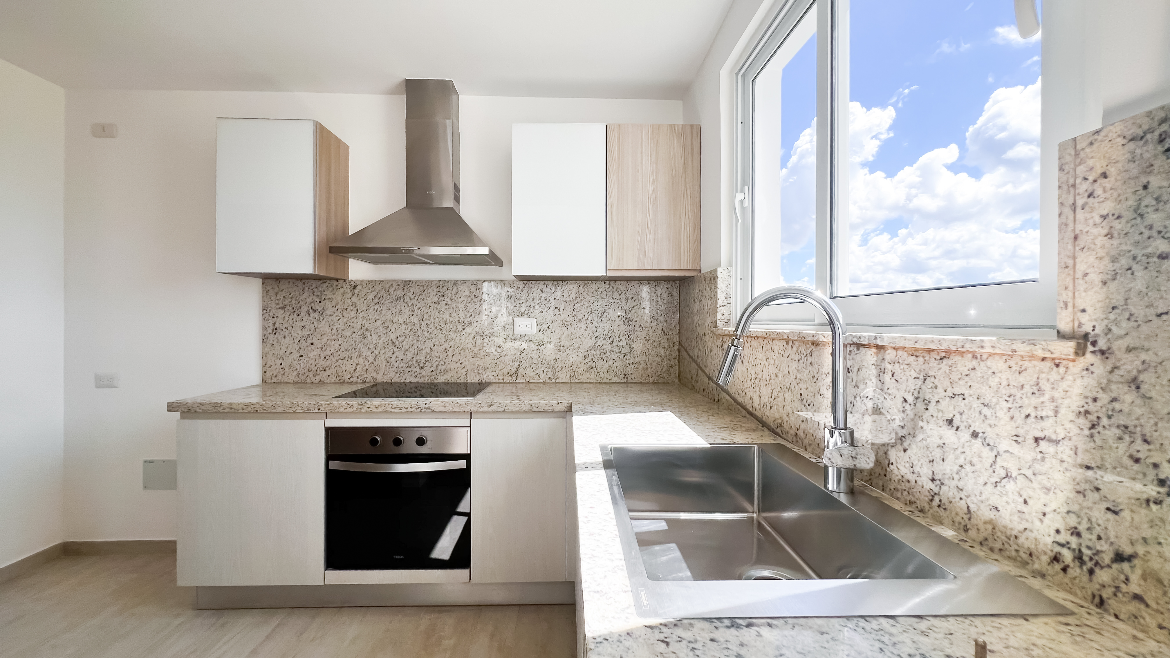 Vendo apartamento en juan dolio Foto 7320931-3.jpg
