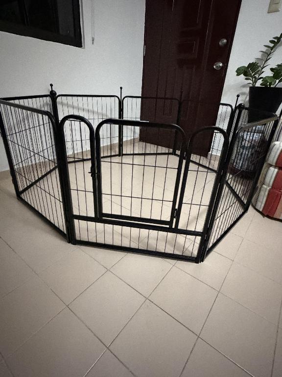 Corral para Perros Nuevo 24 Pulgadas de Alto Nuevo Foto 7321079-1.jpg