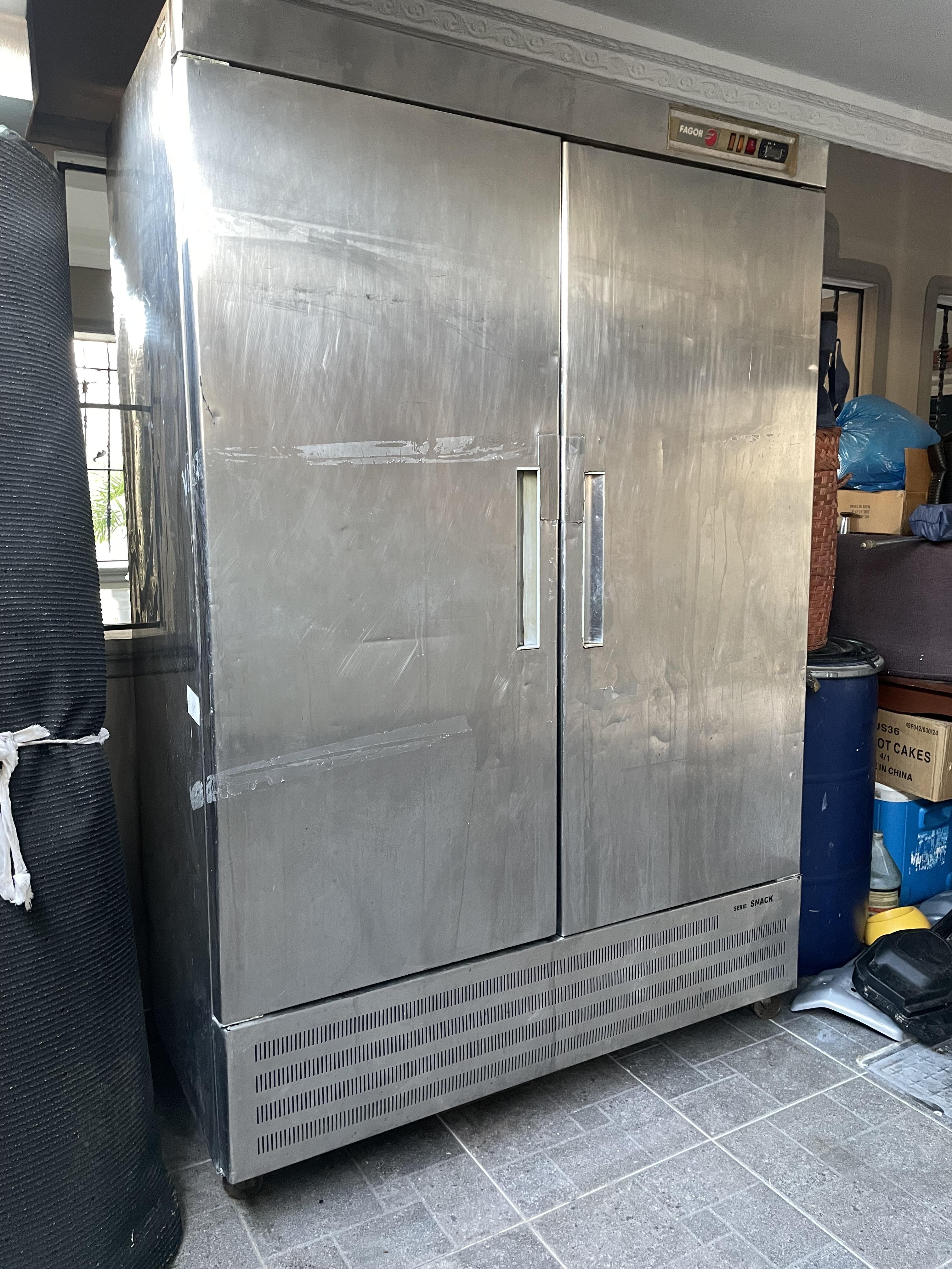 Nevera Industrial / Freezer Comercial de 2 Puertas en acero inoxidable Foto 7321219-5.jpg