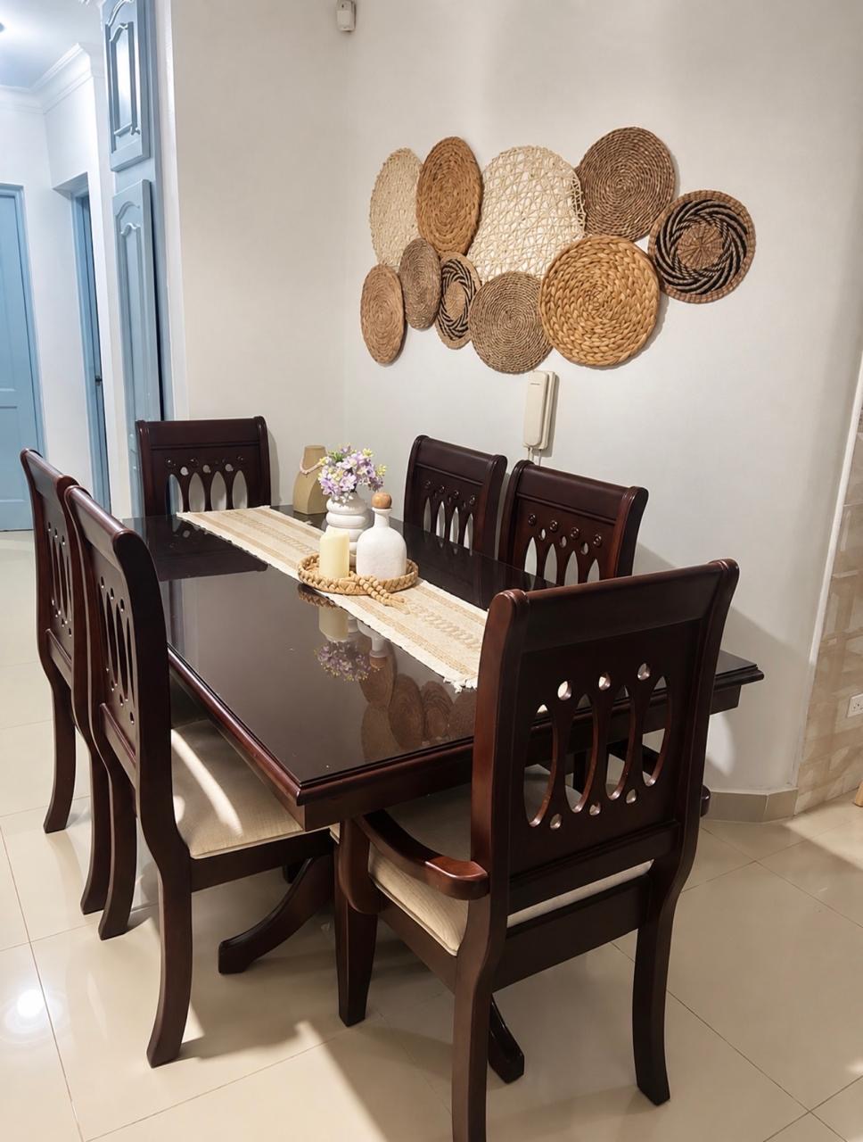 Juego de comedor roble 6 sillas  Foto 7321230-1.jpg