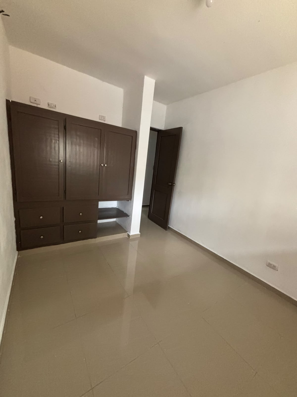 Hermoso Apartamento 3H en Alquiler Santo Domingo Este Foto 7321275-4.jpg