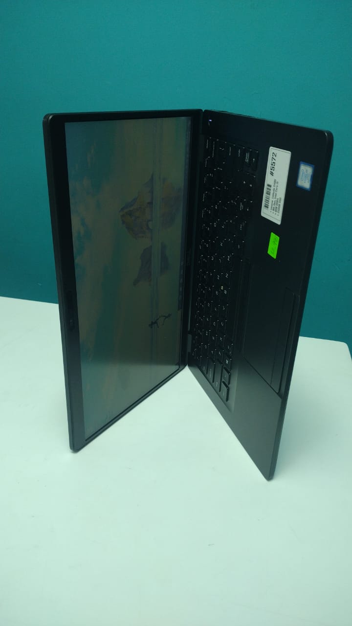 Lenovo Latitude 5400  8th Gen Intel core i5 8GB  DDR4/ 256 GB SSD Foto 7321294-3.jpg