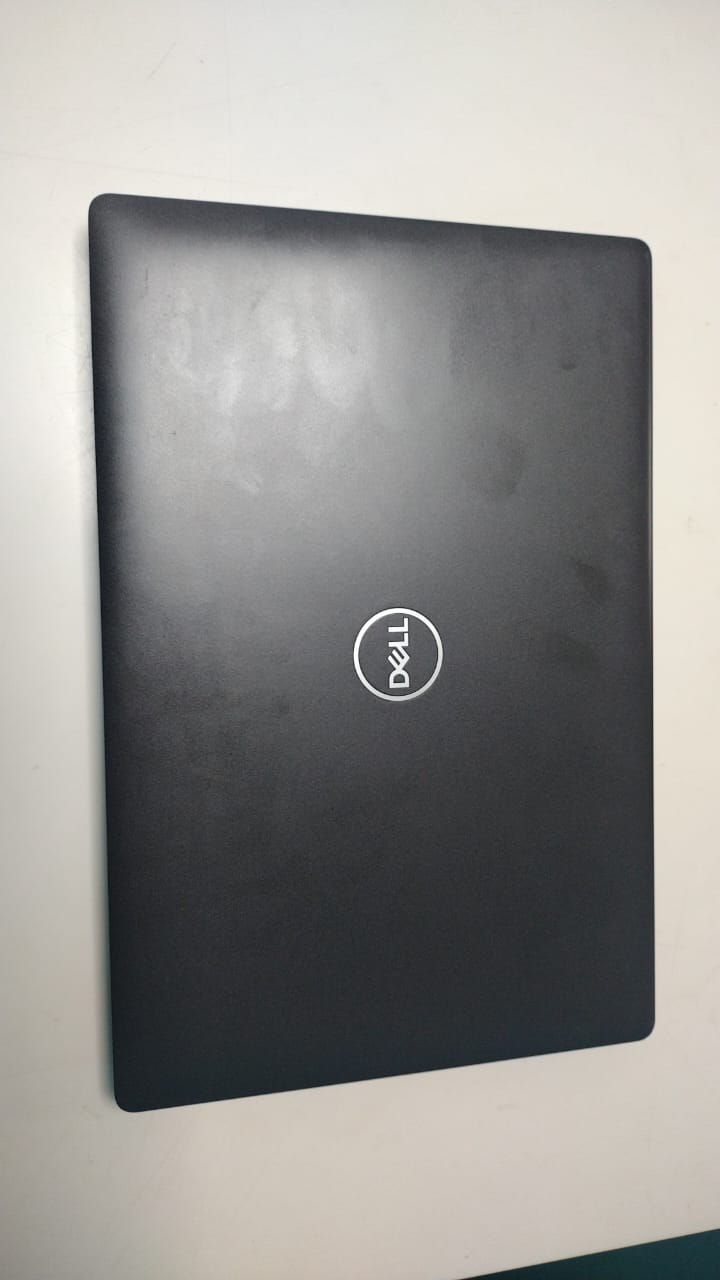 Lenovo Latitude 5400  8th Gen Intel core i5 8GB  DDR4/ 256 GB SSD Foto 7321294-4.jpg